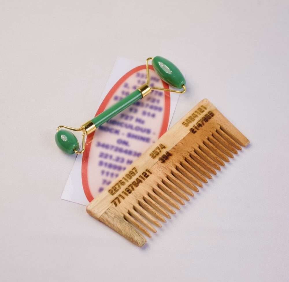 Jade (green) Face Roller + Switchword Neem comb
